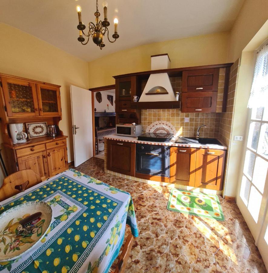 Country House Casa Marisa Garden And Lake View By Garda Domus Mea Tremosine Dış mekan fotoğraf