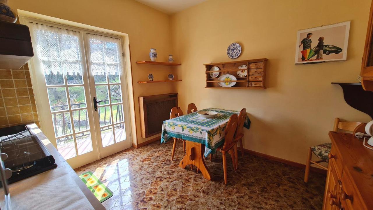 Country House Casa Marisa Garden And Lake View By Garda Domus Mea Tremosine Dış mekan fotoğraf