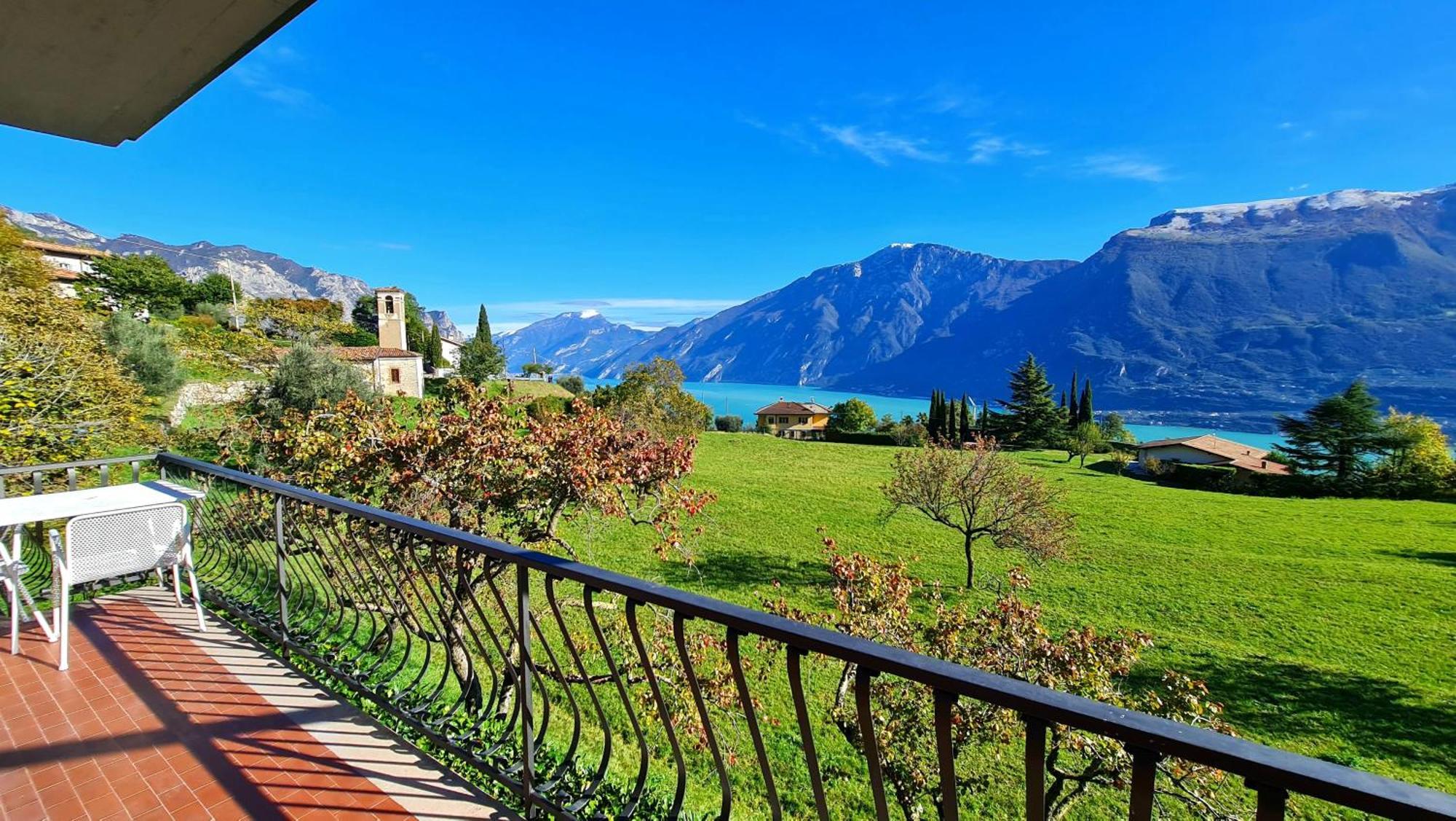 Country House Casa Marisa Garden And Lake View By Garda Domus Mea Tremosine Dış mekan fotoğraf